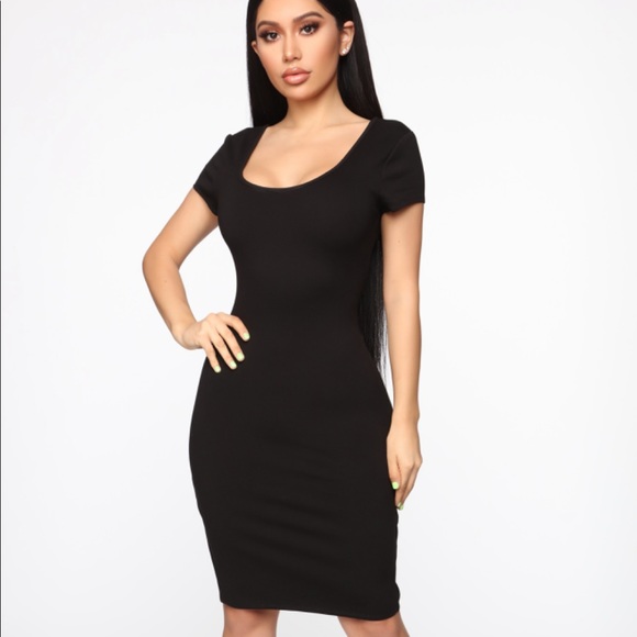Fashion Nova Dresses & Skirts - NWOT Fashion Nova Body Sculpting Midi Dress